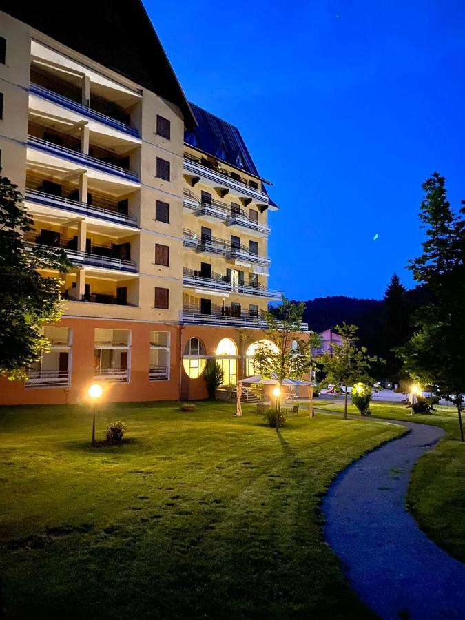 Hotel Le Fonti Лурисия Екстериор снимка